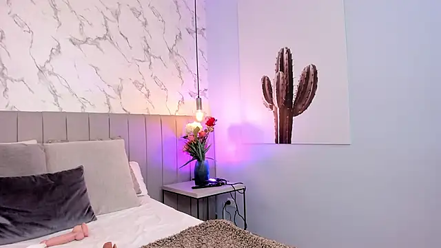 Karlla Brown online show from March 25, 2026, 2:05 pm