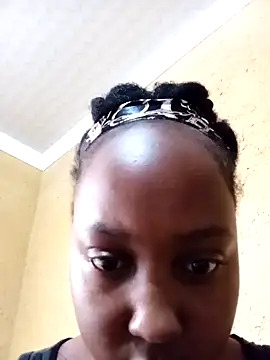 PreggyBunny online show from October 13, 2025, 9:44 am