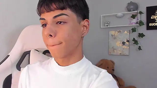 Thomas wil online show from November 18, 2025, 6:39 am