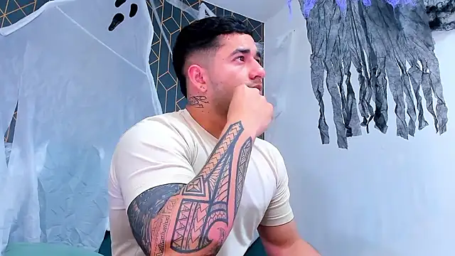 king falconer online show from October 23, 2025, 3:38 am