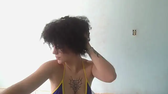 CamillyBlum online show from March 25, 2026, 7:13 pm