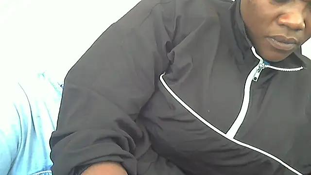 Snapshot of sexythae32 chatting on September 17, 2025, 12:29 pm sexythae32 online show from September 17, 2025, 12:29 pm