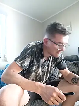 liema3156 online show from April 29, 2026, 5:30 pm