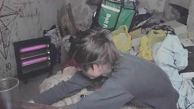 Snapshot of makarov1993 chatting on March 22, 2026, 11:34 am makarov1993 online show from March 22, 2026, 11:34 am