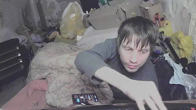 Snapshot of makarov1993 chatting on April 2, 2026, 4:19 am makarov1993 online show from April 2, 2026, 4:19 am