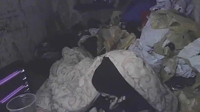 Snapshot of makarov1993 chatting on February 16, 2026, 1:54 pm makarov1993 online show from February 16, 2026, 1:54 pm