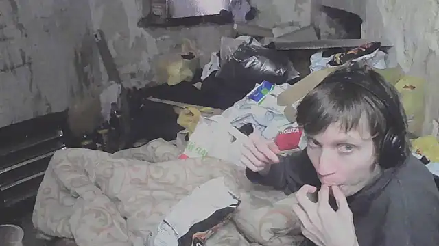 makarov1993 online show from April 30, 2026, 8:57 pm