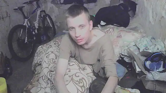 Snapshot of makarov1993 chatting on September 16, 2025, 5:52 am makarov1993 online show from September 16, 2025, 5:52 am