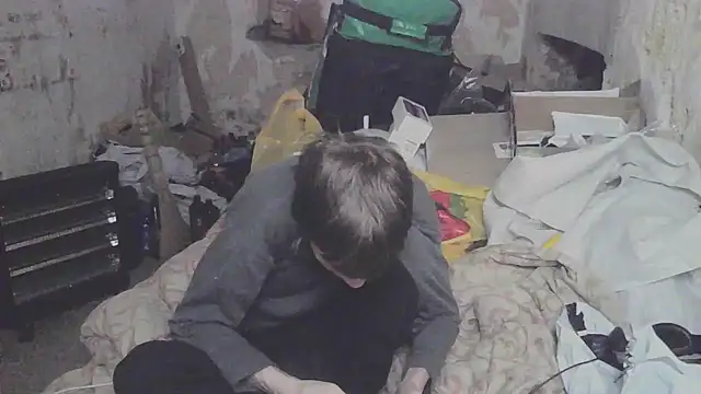 Snapshot of makarov1993 chatting on March 27, 2026, 8:26 am makarov1993 online show from March 27, 2026, 8:26 am