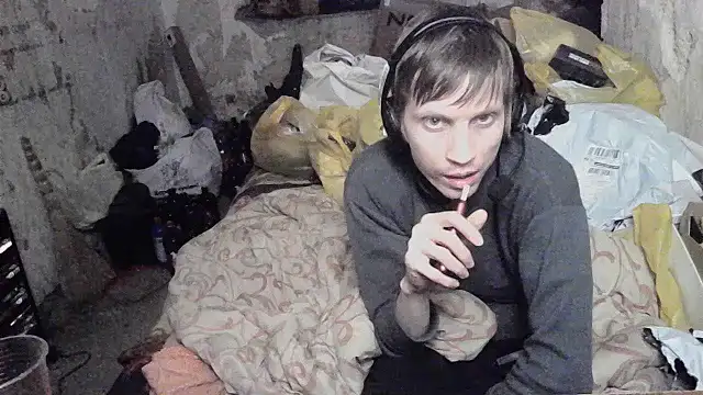 Snapshot of makarov1993 chatting on March 5, 2026, 6:15 pm makarov1993 online show from March 5, 2026, 6:15 pm