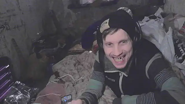 Snapshot of makarov1993 chatting on February 20, 2026, 11:45 am makarov1993 online show from February 20, 2026, 11:45 am