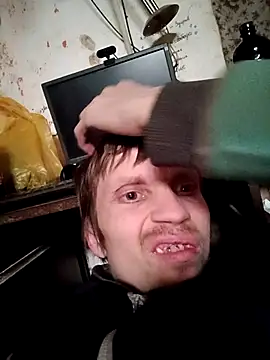 Snapshot of makarov1993 chatting on February 21, 2026, 7:10 am makarov1993 online show from February 21, 2026, 7:10 am