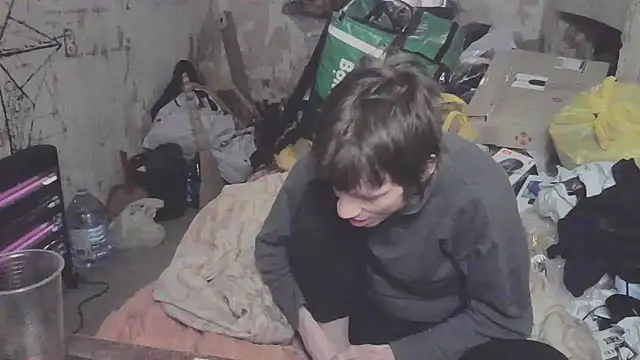 Snapshot of makarov1993 chatting on March 15, 2026, 8:54 am makarov1993 online show from March 15, 2026, 8:54 am