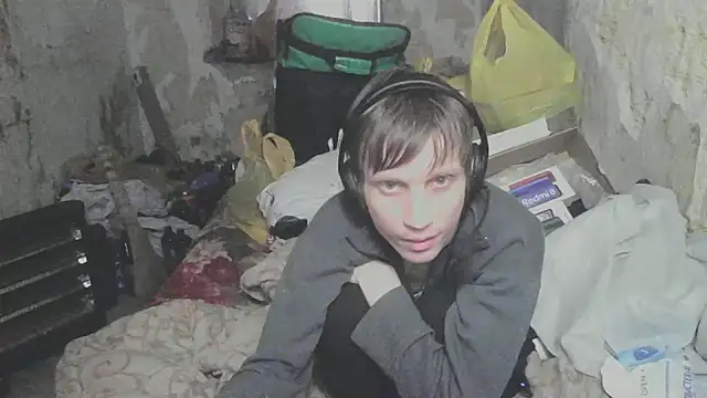 Snapshot of makarov1993 chatting on March 27, 2026, 9:05 pm makarov1993 online show from March 27, 2026, 9:05 pm