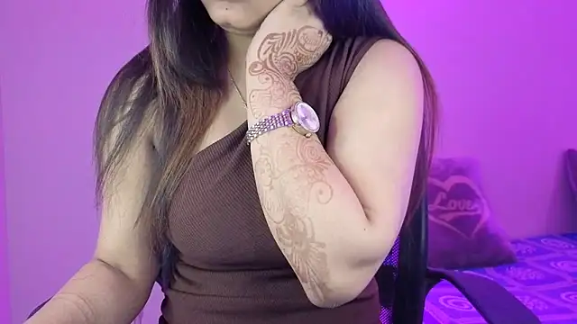 BABY RANI  online show from May 17, 2026, 4:56 am