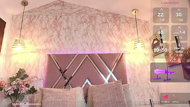 Aliice1  online show from November 18, 2025, 7:39 pm