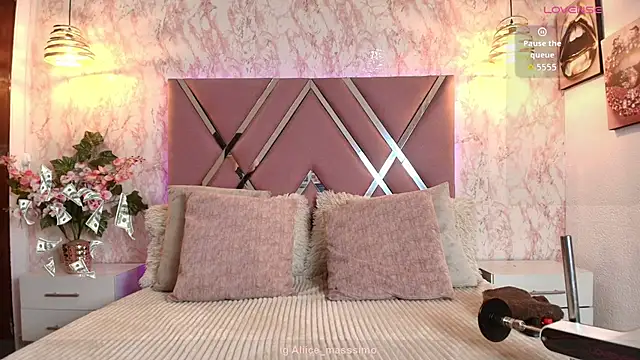 Aliice1  online show from November 11, 2025, 8:47 pm