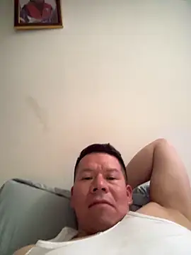 Manu0586 online show from April 2, 2026, 4:57 pm