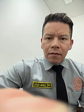 Manu0586 online show from October 16, 2025, 5:16 am