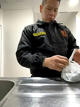 Manu0586 online show from October 14, 2025, 11:55 am