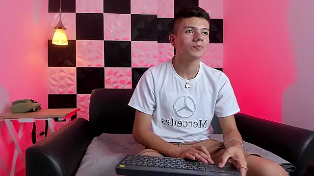 AndyFame1 online show from September 29, 2025, 7:08 pm