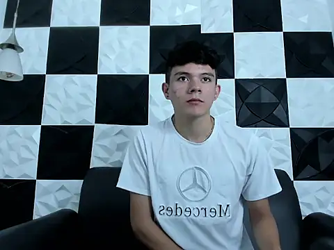 AndyFame1 online show from November 30, 2025, 12:50 pm