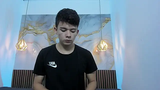 AndyFame1 online show from September 19, 2025, 4:05 am