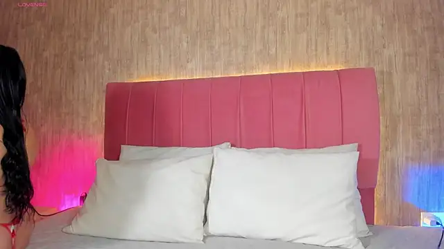 Kendra kobein online show from November 14, 2025, 7:50 pm