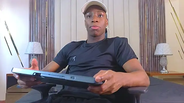 CharlesBrown  online show from May 18, 2026, 1:49 pm