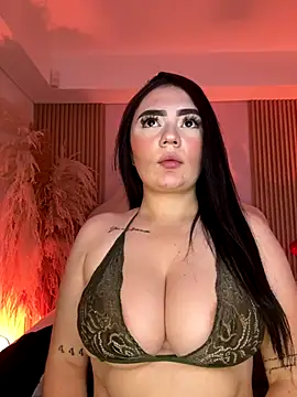 Snapshot of Valeria_carter chatting on November 27, 2025, 8:20 pm Valeria carter online show from November 27, 2025, 8:20 pm