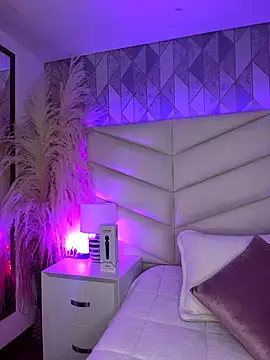 Snapshot of Valeria_carter chatting on October 3, 2025, 8:21 pm Valeria carter online show from October 3, 2025, 8:21 pm