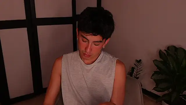 Snapshot of sweettaaron01 chatting on June 19, 2026, 11:20 pm sweettaaron01 online show from June 19, 2026, 11:20 pm