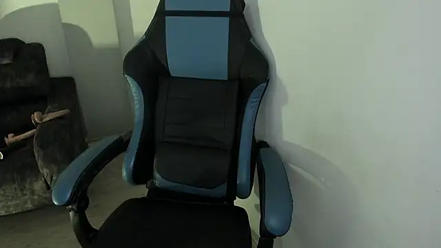 Scarbadgirl  online show from October 15, 2025, 3:16 am