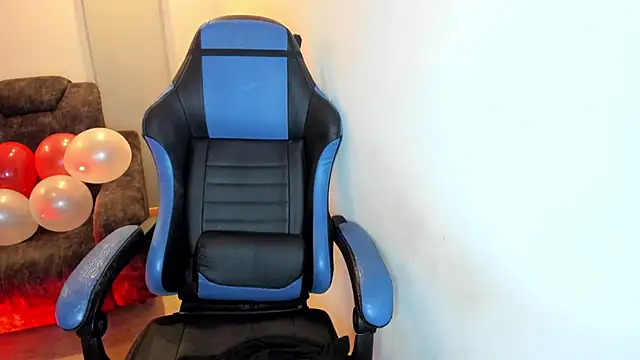 Snapshot of Scarbadgirl_ chatting on February 15, 2026, 3:40 am Scarbadgirl online show from February 15, 2026, 3:40 am