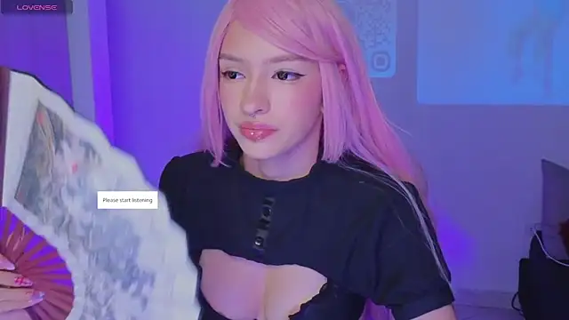 Moonlightt 21 online show from December 14, 2025, 9:53 pm