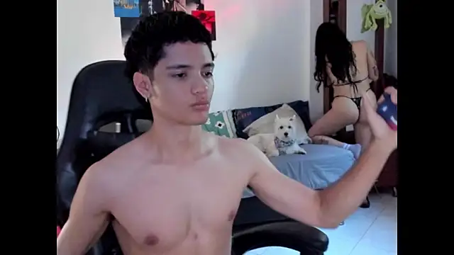 Snapshot of Oliver_and_kalypso chatting on October 16, 2025, 9:12 pm Oliver and kalypso online show from October 16, 2025, 9:12 pm