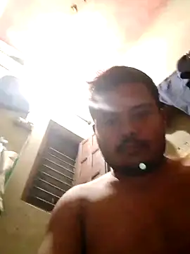Snapshot of CatchingBouquet chatting on October 2, 2025, 1:58 pm CatchingBouquet online show from October 2, 2025, 1:58 pm