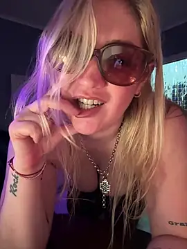 Snapshot of Granlady7 chatting on March 13, 2026, 7:13 am Granlady7 online show from March 13, 2026, 7:13 am