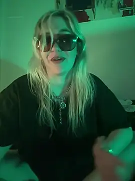 Snapshot of Granlady7 chatting on March 7, 2026, 9:27 am Granlady7 online show from March 7, 2026, 9:27 am