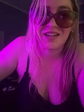 Snapshot of Granlady7 chatting on January 12, 2026, 7:59 am Granlady7 online show from January 12, 2026, 7:59 am