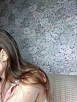 Snapshot of Olivia_OliV chatting on April 22, 2026, 1:12 am Olivia OliV online show from April 22, 2026, 1:12 am