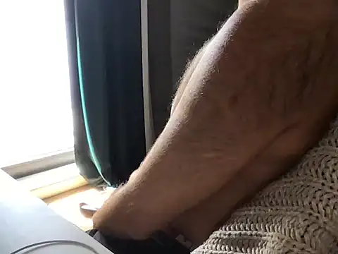 TomTop 11 online show from September 9, 2025, 8:24 am