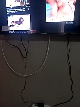 dickmancrazy online show from April 8, 2026, 9:33 am