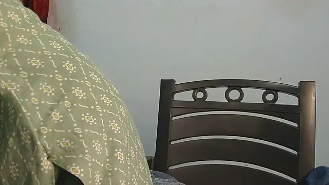 Snapshot of Aarti_misty71 chatting on February 4, 2026, 4:51 am Aarti misty71 online show from February 4, 2026, 4:51 am