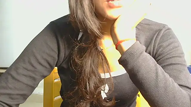 Snapshot of Aarti_misty71 chatting on March 27, 2026, 8:48 am Aarti misty71 online show from March 27, 2026, 8:48 am