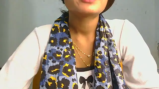 Snapshot of Aarti_misty71 chatting on April 7, 2026, 5:09 am Aarti misty71 online show from April 7, 2026, 5:09 am