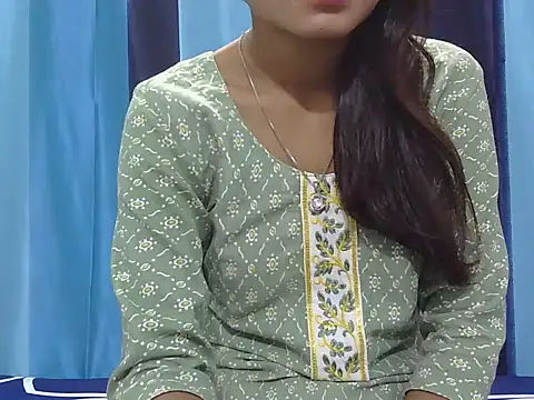 Aarti misty71 online show from November 27, 2025, 5:08 am