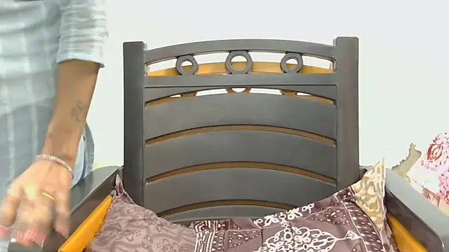 Aarti misty71 online show from October 1, 2025, 3:55 am