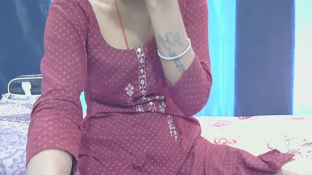 Aarti misty71 online show from September 24, 2025, 5:03 am