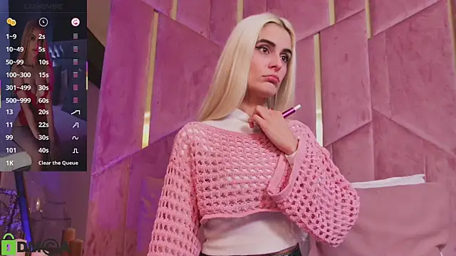 SelenaDaze online show from November 13, 2025, 5:11 am